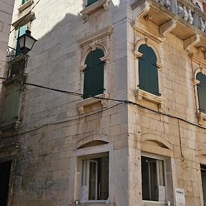 B&B Palace Basilico 1580.
